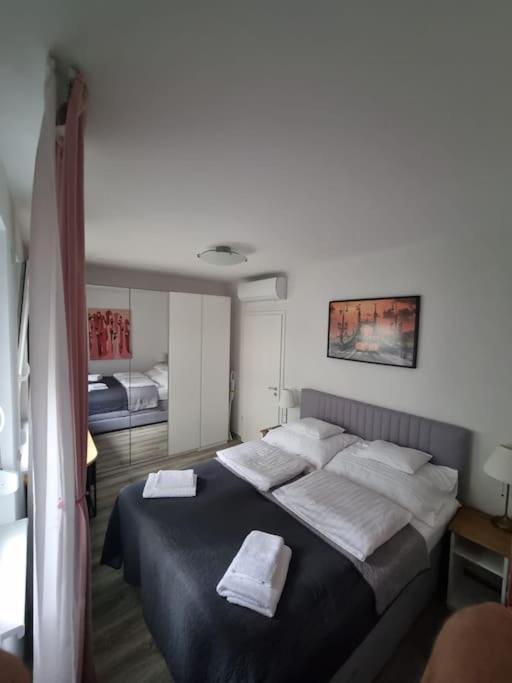 Budapest Flamingo Central Home Stay - Balcony, Ac, Downtown Exterior foto